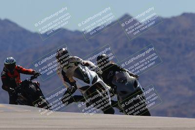 media/Mar-24-2025-Moto Forza (Mon) [[57ce5c5cff]]/2-Intermediate Group/Session 4 (Turn 9)/